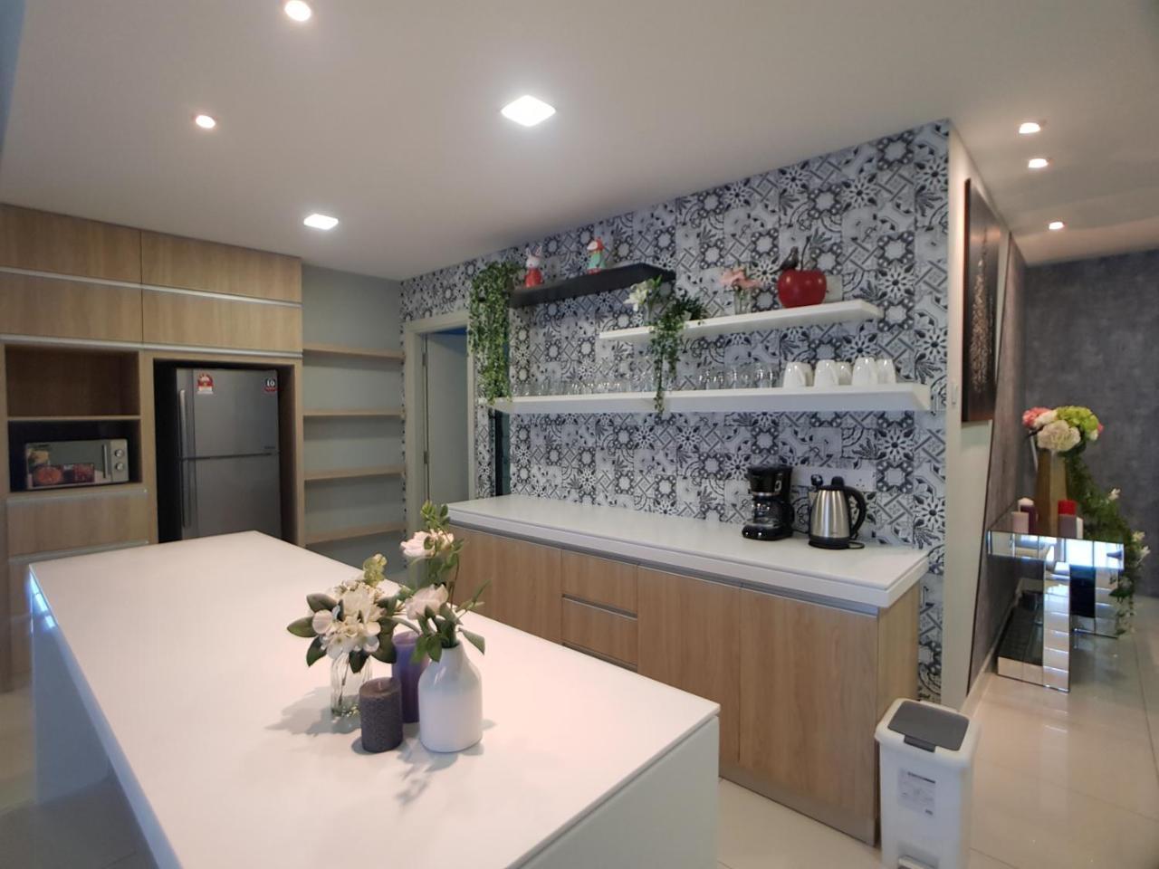 Southkey Mosaic By Cozystay Johor Bahru Exteriör bild